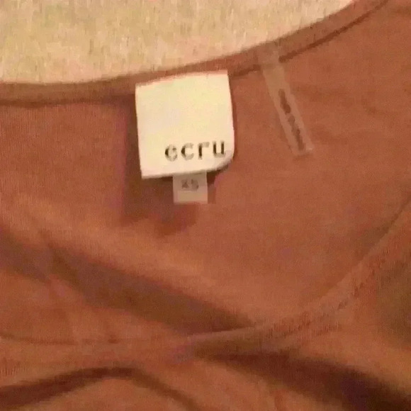 Ecru tank top - Picture 2 of 4